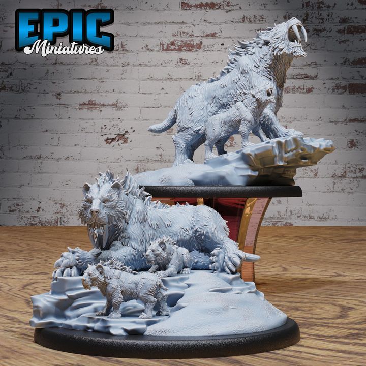 3D Resin Miniature Sabretooth Tiger - D&D - Epic Miniatures