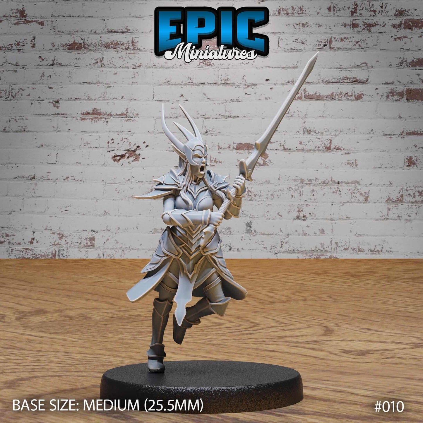 Dark Elf - Drow - with 2 Handed Sword- D&D Epic Miniatures and Dragons