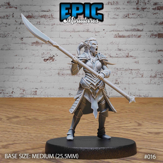 Dark Elf - Drow - with Glaive - D&D Epic Miniatures   and Dragons