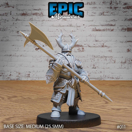 Dwarf Warrior with Halberd - D&D Epic Miniatures   and Dragons